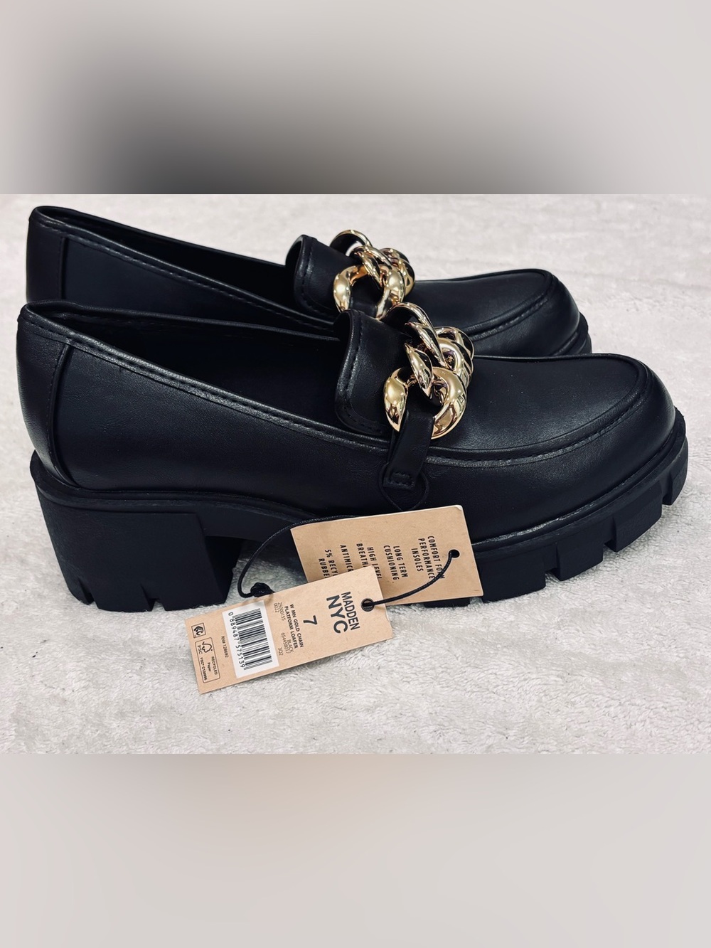 Brand New NWT Comfort Shoes by Madden NYC - Size 7 - Heel 3 Inches- Box 21